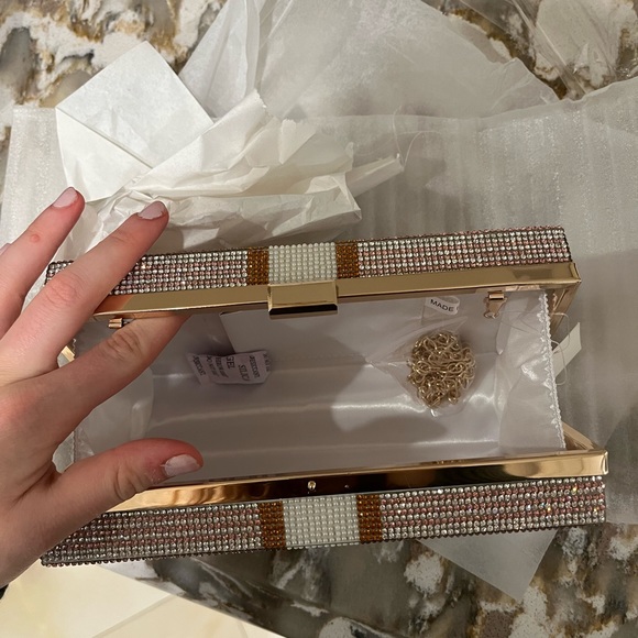 NWT pink sequin clutch - Picture 3 of 4